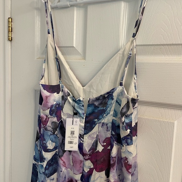 Dynamite Floral Satin Dress - Picture 3 of 5